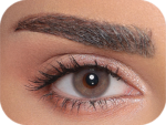 Luminous Almnod colored contact lens